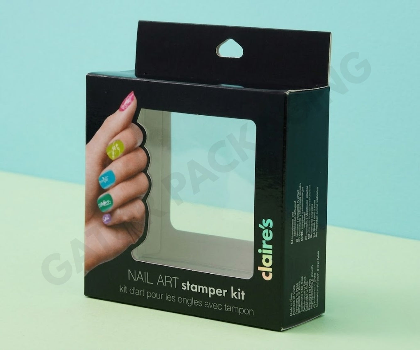 Custom-Window-Cosmetic-Display-Boxes