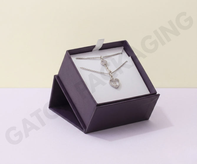 Custom-Pendant-Boxes