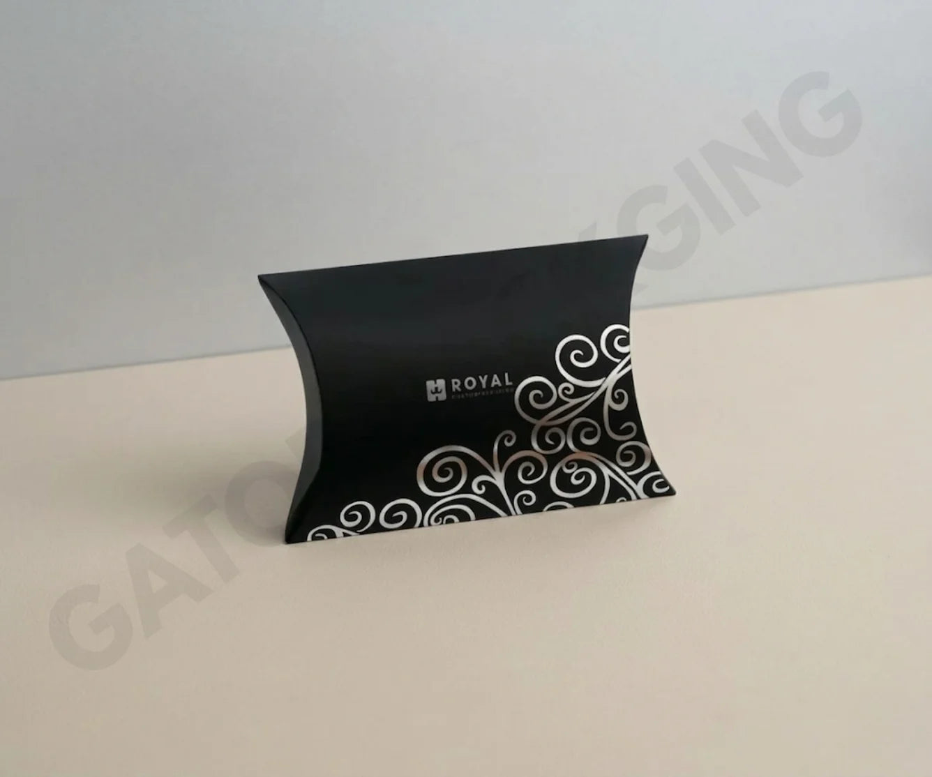 Custom-Printed-Silver-Foil-Boxes
