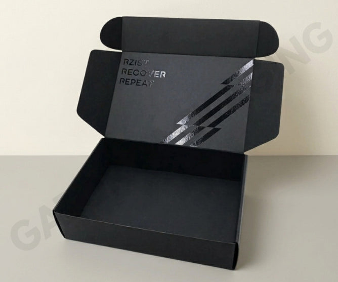 custom-packaging-with-UV-coating
